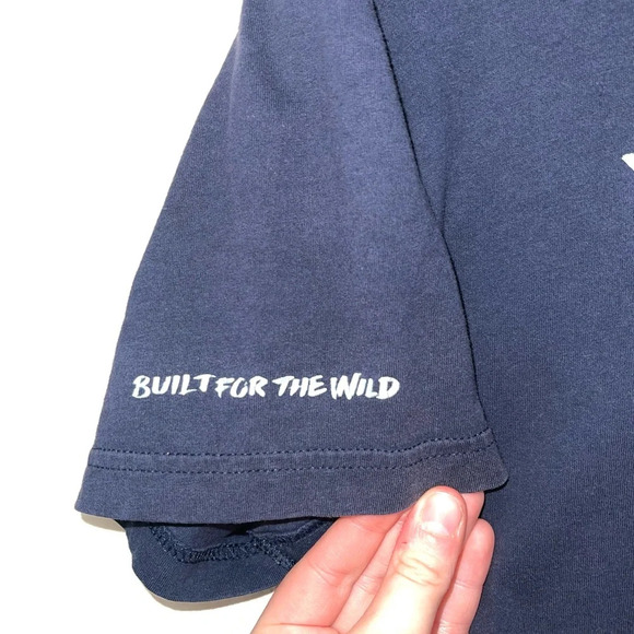 Yeti Unisex 100% Cotton Navy Blue Short Sleeve Graphic Fishing Tee Medium - Picture 5 of 12